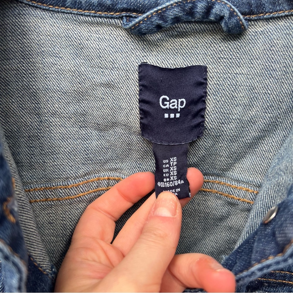 Gap Dark Washed Button Down Collared Denim Jean J… - image 3